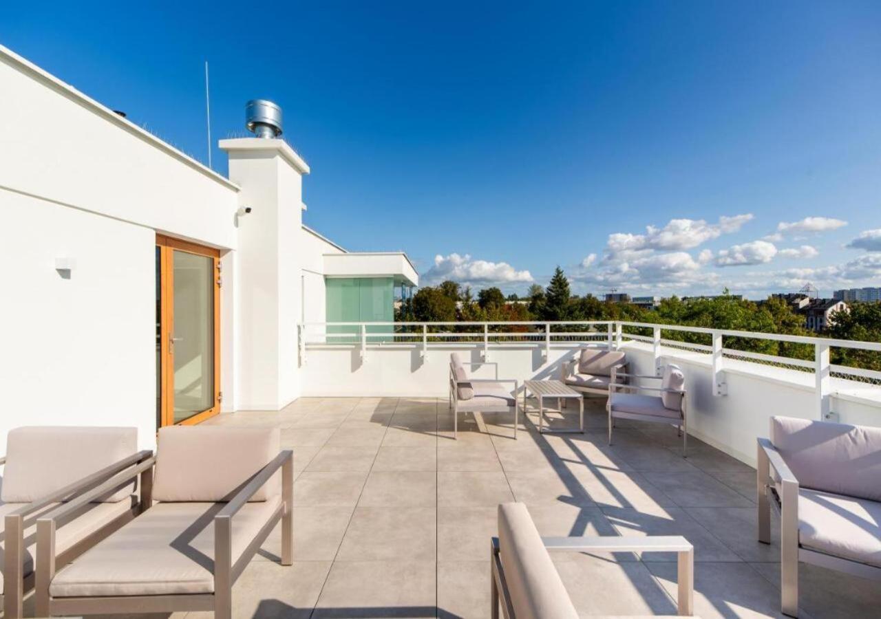 Apartament Whiteblue Kolobrzeg Z Duzym Ogrodkiem - 100 M Od Plazy! Whiteblue Kolberg Apartment Mit Grossem Garten - 100 M Vom Strand Entfernt! Whiteblue Kolobrzeg Apartman S Velkou Zahradou - 100 M Od Plaze! Zewnętrze zdjęcie