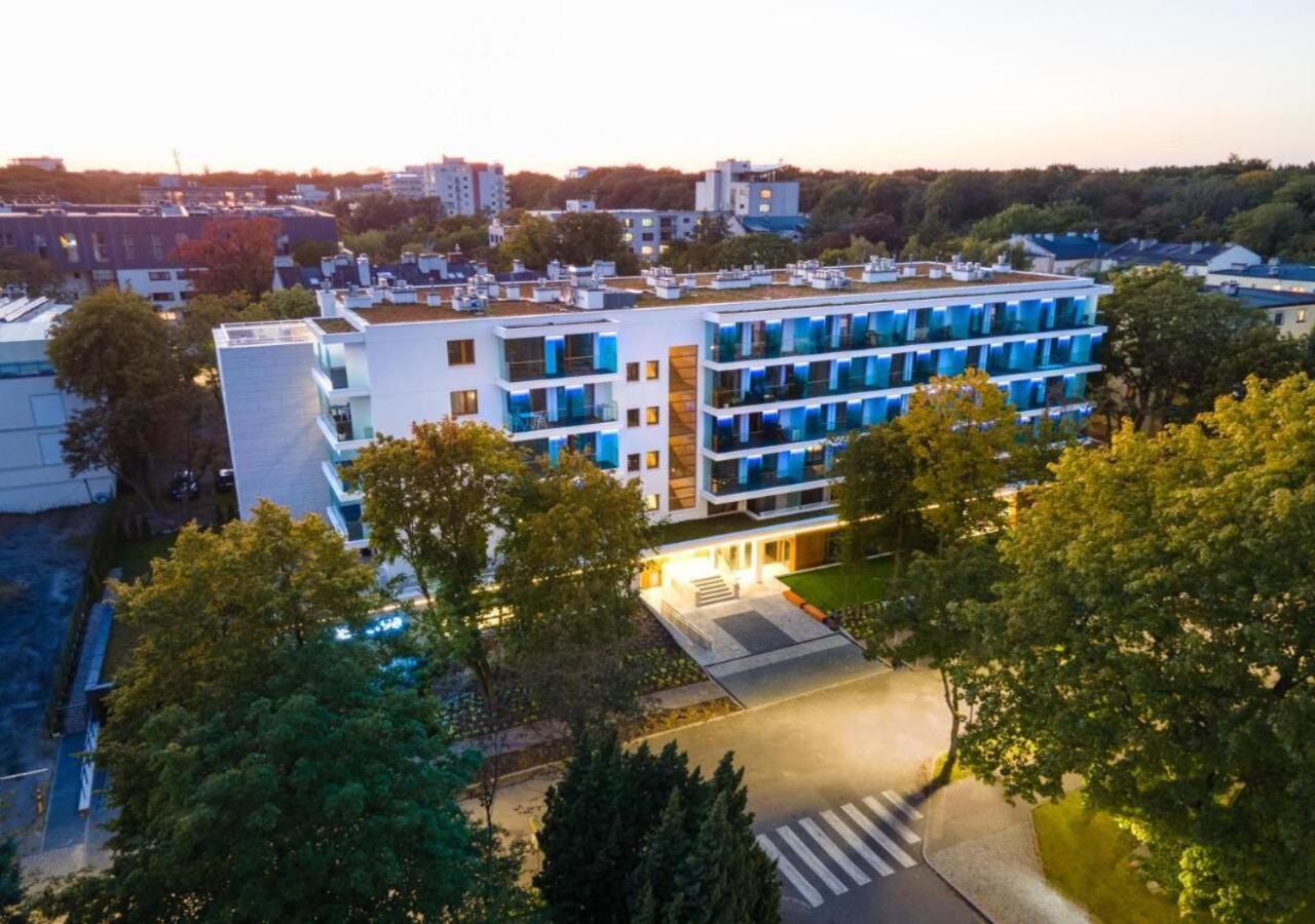 Apartament Whiteblue Kolobrzeg Z Duzym Ogrodkiem - 100 M Od Plazy! Whiteblue Kolberg Apartment Mit Grossem Garten - 100 M Vom Strand Entfernt! Whiteblue Kolobrzeg Apartman S Velkou Zahradou - 100 M Od Plaze! Zewnętrze zdjęcie
