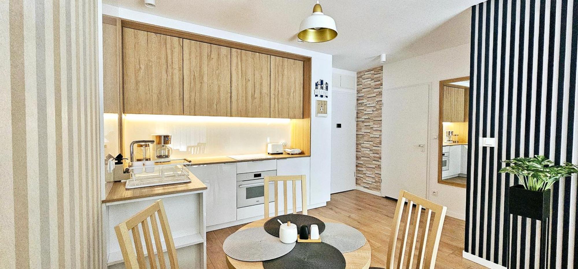 Apartament Whiteblue Kolobrzeg Z Duzym Ogrodkiem - 100 M Od Plazy! Whiteblue Kolberg Apartment Mit Grossem Garten - 100 M Vom Strand Entfernt! Whiteblue Kolobrzeg Apartman S Velkou Zahradou - 100 M Od Plaze! Zewnętrze zdjęcie